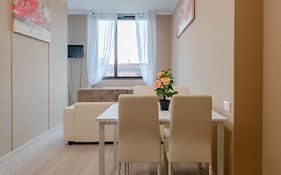 Regina Apartment By Toh Solution